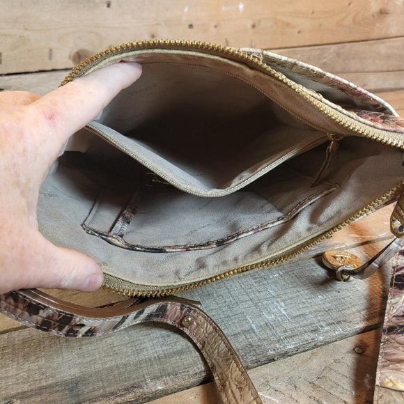 BRAHMIN LOVELY CROC GOLD METALLIC EMBOSSED LEATHER HANDBAG - Picture 8 of 8